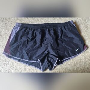 Nike Women's Black and Gray Athletic Shorts